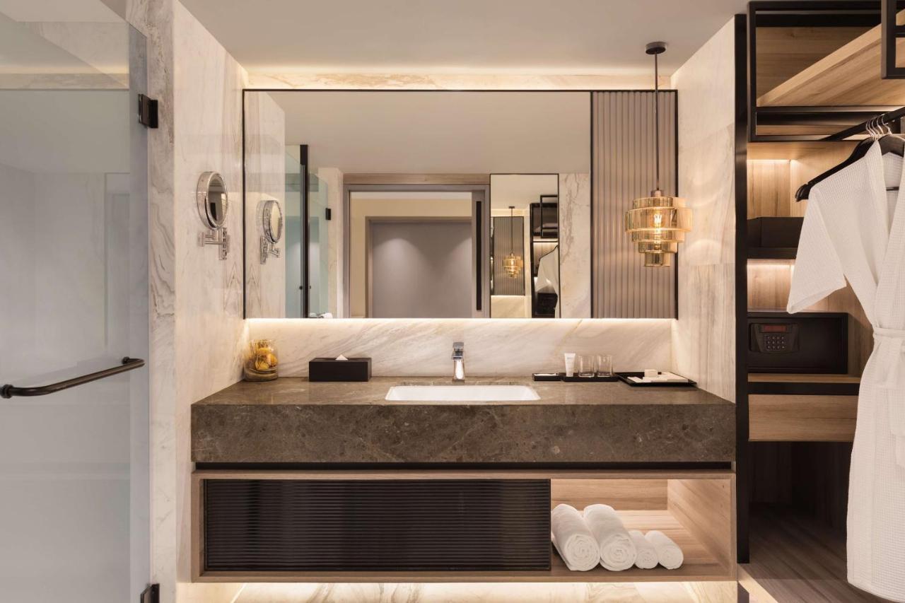 Hotel Radisson Goregaon