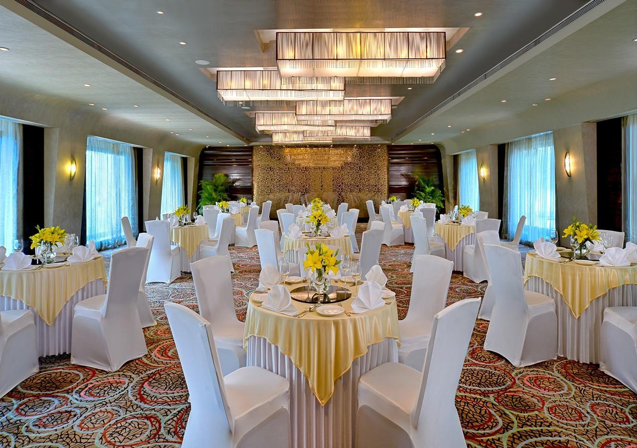 Radisson Goregaon Hotel